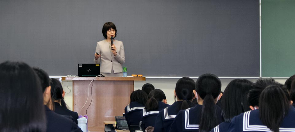 AN OPPORTUNITY TO WORK ON LIFE-CHANGING TECHNOLOGIES ALONGSIDE ENGINEERS AND SCIENTISTS