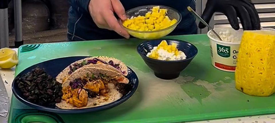 CHEF CREATES NEW RECIPE FROM HEALTHY FOOD RX MEAL BOX