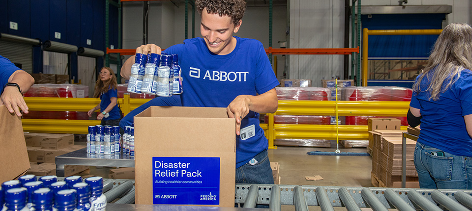 Abbott volunteers assemble Disaster Relief Packs in California